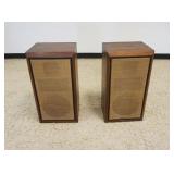 1303	K LIT MODEL 5 SPEAKERS, VENEER CHIPS