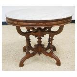 1080	VICTORIAN OVAL MARBLE TOP TABLE, APPROXIMATELY 26 IN X 36 IN X 29 IN HIGH