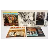 1015	LOT OF 5 VINYL BEATLES ALBUMS INCLUDES SGT PEPPERS, REVOLVER, HEY JUDE, BEATLES VI & SOMETHING 