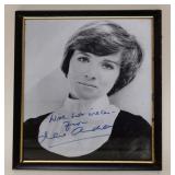 1075	JULIE ANDREWS SIGNED PHOTO, APPROXIMATELY 10 IN X 8 IN OVERALL