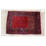 1077	SMALL PERSIAN PRAYER RUG, APPROXIMATELY 2 FT X 3 FT