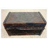 1250	ANTIQUE LEATHER TRUNK W/BRASS TACK ACCENTS, APPROXIMATELY 25 IN X 15 IN X 15 IN HIGH