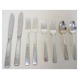 1070	TOWLE STERLING FLATWARE, 7.35 OZT NOT INCLUDING KNIVES