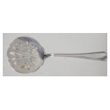 1075	STERLING SERVING SPOON, 1.5 OZT