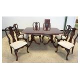 1177	CHERRY QUEEN ANNE STYLE TABLE W/6 CHAIRS & ONE 18 IN LEAF, TABLE APPROXIMATELY 67 IN X 42 IN X 