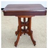 1181	WALNUT VICTORIAN PARLOR LAMP TABLE, APPROXIMATELY 28 IN X 20 IN X 30 IN HIGH