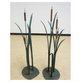 1198	IRON GARDEN/PATIO ORNAMENTAL CATTAILS, APPROXIMATELY 56 IN HIGH