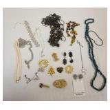 1266	LOT OF ASSORTED COSTUME JEWELRY