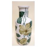 1162	LARGE LLADRO PORCELAIN VASE	LARGE LLADRO PORCELAIN VASE, APPROXIMATELY 21 IN HIGH