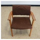 1036	SVEYARD DANISH ARM CHAIR