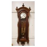 1154	KIENINGER WALL REGULATOR, WEIGHT DRIVEN IN WALNUT CASE, APPROXIMATELY 8 IN X 15 IN X 60 IN