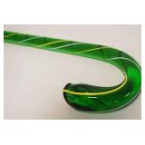 1012	VICTORIAN GREEN GLASS CANE/WALKING STICK W/YELLOW & WHITE SWIRLS, APPROXIMATELY 36 IN