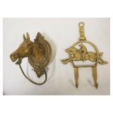1266	BRASS HORSE HEAD TOWEL RING & BRASS HORSE STIRRUP HOOK, TALLEST APPROXIMATELY 12 IN