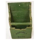 1272	PRIMITIVE HOFFMAN DAIRY BOX, APPROXIMATELY 13 IN X 7 IN X 18 IN