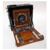 1007	GERMAN FOLDING BED CAMERA ERNEMANN MISSING SCREW ON BELLOW HINGE