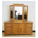 1171	PENNSYLVANIA HOUSE SOLID OAK LOW DRESSER W/TRIPLE BEVELED EDGED MIRROR TOP, APPROXIMATELY 68 IN