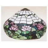 1260	CONTEMPORARY LEADED GLASS TABLE LAMP SHADE, APPROXIMATELY 20 IN WIDE X 10 IN HIGH