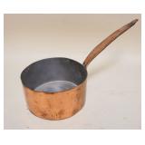 1051	ANTIQUE COPPER POT W/DOVETAILED BOTTOM, APPROXIMATELY 17 IN X 9 IN HIGH OVERALL