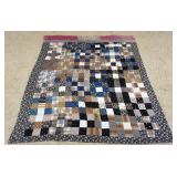 1121	ANTIQUE HAND SEWN QUILT, APPROXIMATELY 5 FT 6 IN X 6 FT 5 IN