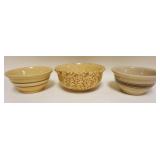1153	LOT OF 3 YELLOWARE BOWLS, ONE SPATTER & 2 W/BROWN & CREAM COLORED BANDS, LARGEST APPROXIMATELY 