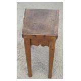 1255	ANTIQUE TAPERED WALNUT COMMODE STAND, APPROXIMATELY 18 IN X 13 IN X 18 IN HIGH