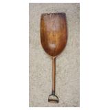 1294	PRIMITIVE WOOD GRAIN SHOVEL, APPROXIMATELY 35 IN HIGH