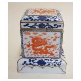 1029	SMALL CHINESE PORCELAIN COVERED BOX W/IMAGES OF DRAGONS & CHARACTER MARKS ON BASE, APPROXIMATEL