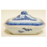 1126	CHINESE CANTON SQUARE COVERED BOWL, APPROXIMATELY 8 IN X 9 IN X 5 IN