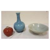 1275	ASSORTED POTTERY VASES & BOWL, BOWL HAS DAMAGE, LARGEST PIECE APPROXIMATELY 8 IN