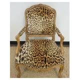 1236	UPHOLSTERED ARM CHAIR, FADING TO UPHOLSTERY