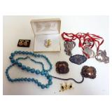 1256	ASSORTED COSTUME JEWELRY AND ORNAMENTS