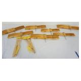 1244	VINTAGE MODEL AIRPLANE LARGE GROUP OF ZINGER ASSORTED WOOD PROPS/PROPELLORS, 11/11, 20/8, 15/6,