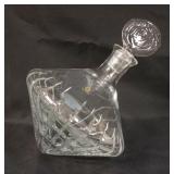 1059	HUNGARIAN CLEAR GLASS TILTED DECANTOR