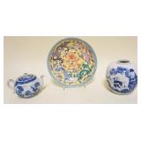 1087	GROUP OF ASSORTED ASIAN POTTERY INCLUDING TEAPOT, GINGER JAR & 9 IN PLATE