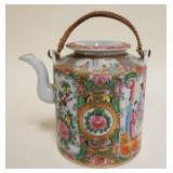 1099	ROSE MEDALLION TEAPOT, APPROXIMATELY 6 IN HIGH