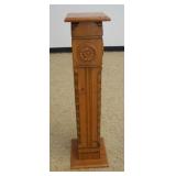 1248	OAK KNEWL POST, APPROXIMATELY 10 IN SQUARE, 38 IN H