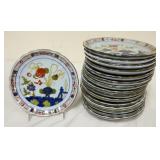 1086	ITALIAN FAIENCE, 16 - 6 1/4 IN PLATES