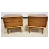1124	MID CENTURY MODERN KENT COFFEY *FORUM* WALNUT/ PECAN PAIR OF BED SIDE STANDS, EACH APPROXIMATEL