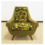 1146	MID CENTURY MODERN UPHOLSTERED ARM CHAIR *PRESTIGE BY BASSETT*, APPROXIMATELY 33 IN X 32 IN X 3
