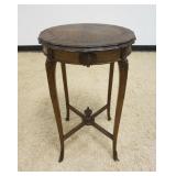 1156	CARBED WALNUT OCCASIONAL TABLE WITH INLAID TOP AND SCALLOPED EDGE, APPROXIMATELY 18 IN X 28 IN 