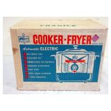1223	VINTAGE COOKER FRYER IN ORIGINAL BOX