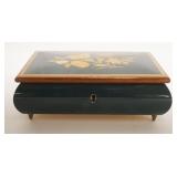 1004	REUGE SWISS MUSIC BOX, FLORAL INLAID & BANDED CASE, TUNE *WE