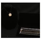 1071	LOT OF 6 STERLING SILVER NECKLACES PLUS ONE NECKLACE W/ A STERLING PENDANT. 