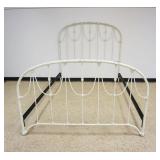 1150	IRON QUEEN SIZE BED HEADBOARD, APPROXIMATELY 58 IN HIGH