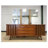 1172	UNITED FURNITURE COMPANY MID CENTURY MODERN LOW CHEST WITH MIRROR, 2 DOOR CONCEALING 3 DRAWERS 