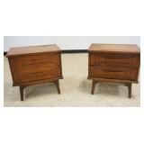 1173	UNITED FURNITURE COMPANY MID CENTURY MODERN BED SIDE STANDS, EACH WITH 2 DRAWERS AND UNUSUAL BE