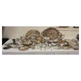 1191	GROUP OF ASSORTED SILVER PLATE ITEMS INCLUDING TEA POTS, SERVING TRAYS, BOWLS, TRIVETS, NAPKIN 