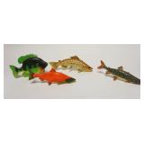 1241	4 HAND PAINTED WOOD FISH W/METAL FINS, ARTIST SIGNED, LARGEST APPROXIMATELY 8 IN X 3 1/2 IN HIG