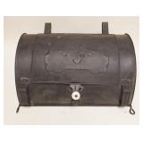 1056	COUNTRY PRIMITIVE TIN HINGED LID ROASTER, APPROXIMATELY 13 IN X 17 IN X 8 IN HIGH