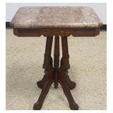 1133	VICTORIAN WALNUT MARBLE TOP TABLE, APPROXIMATELY 22 IN X 16 IN X 29 IN HIGH